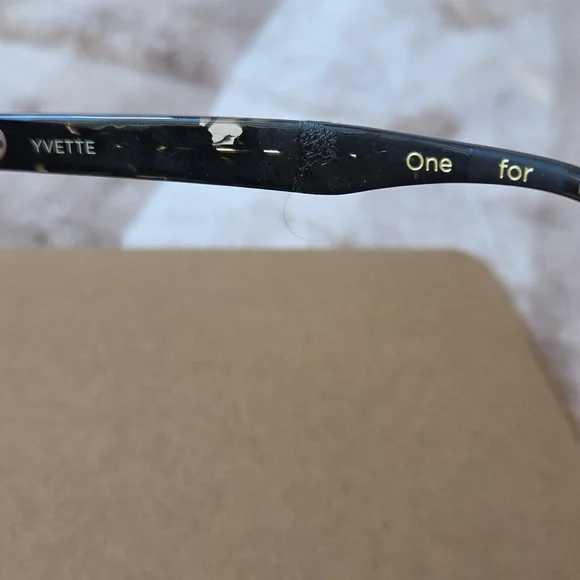 TOMS Yvette Sunglasses - Picture 5 of 10